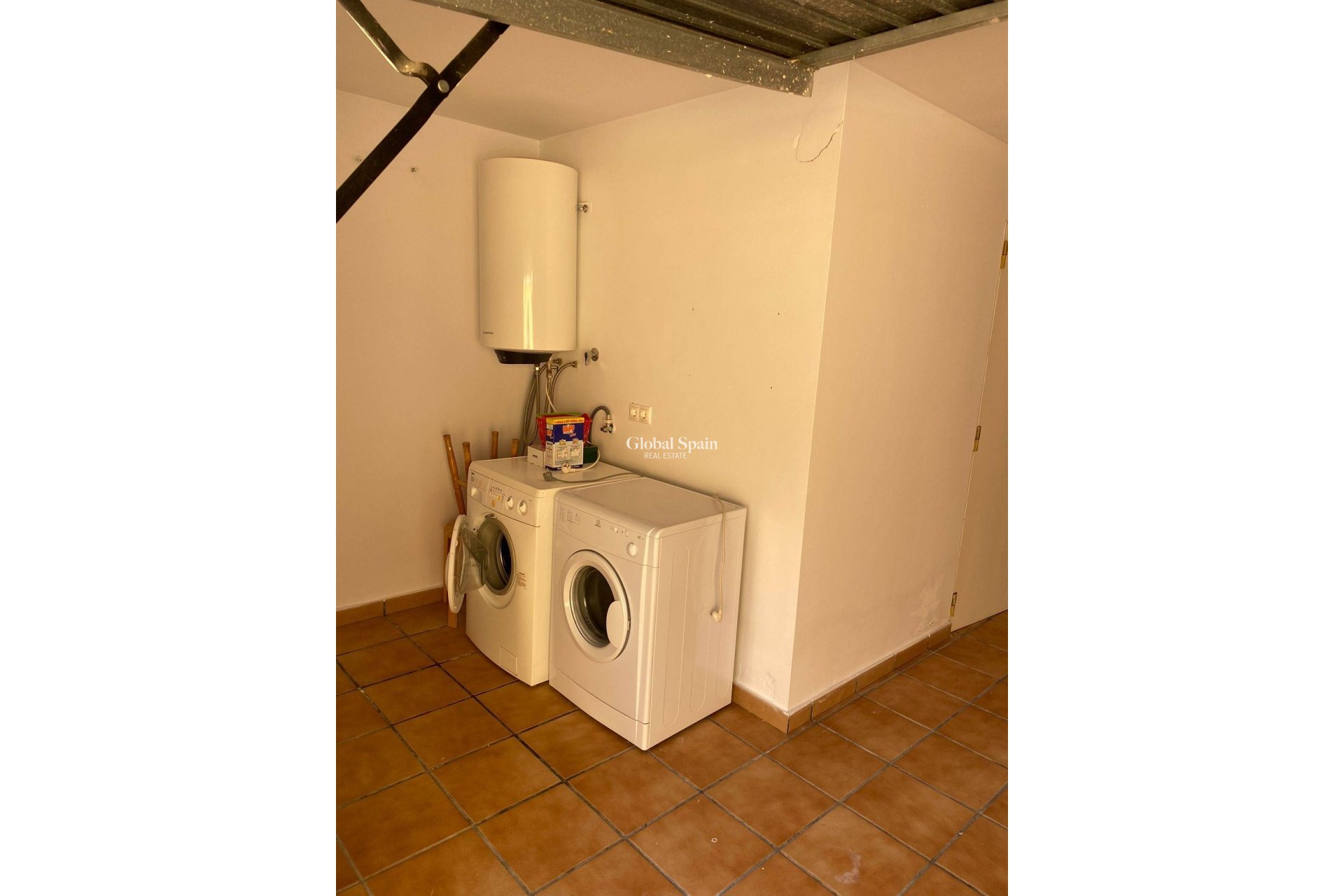 Wederverkoop - VILLA -
ORIHUELA COSTA - VILLAMARTÍN