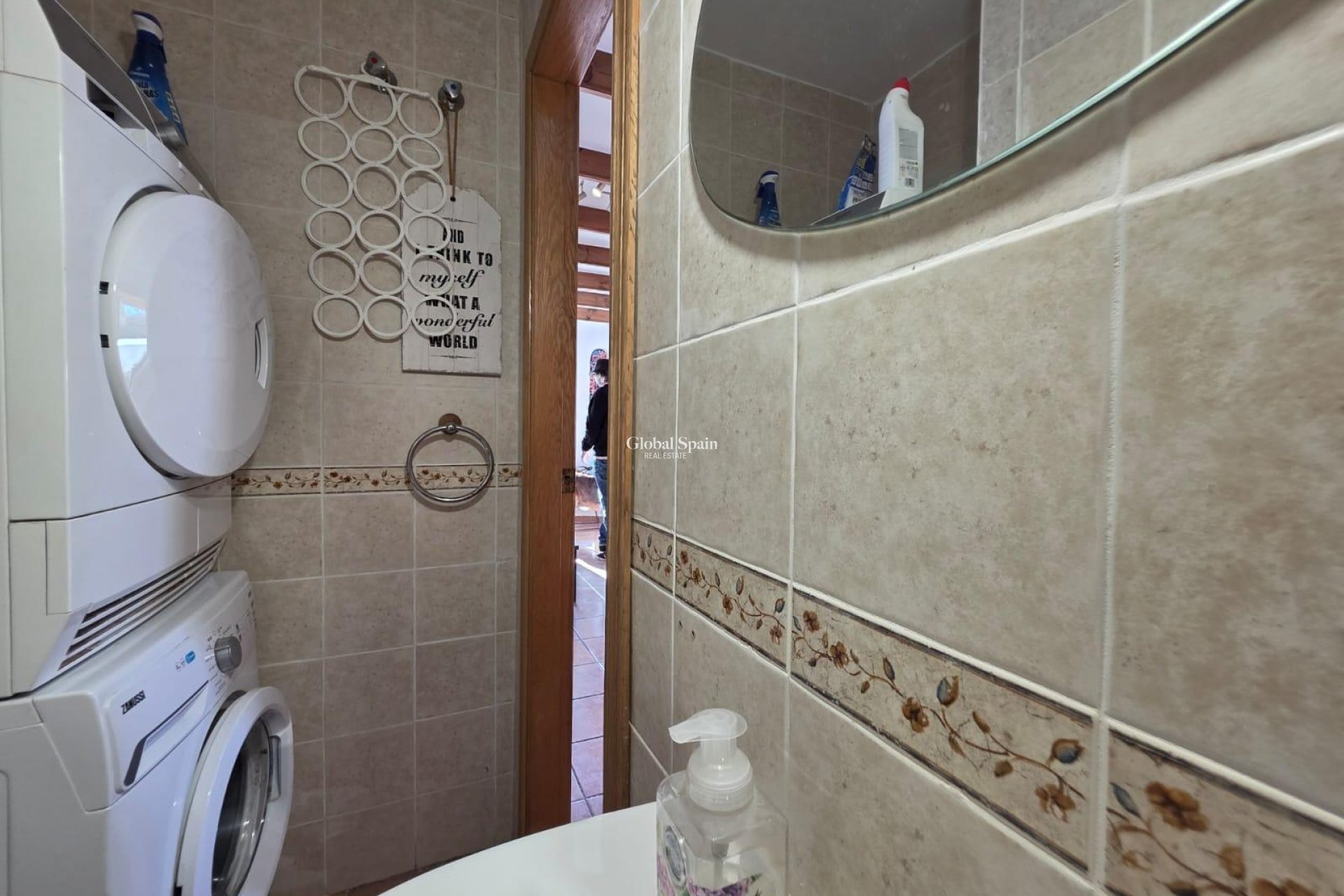 Wederverkoop - VILLA -
ORIHUELA COSTA - VILLAMARTÍN