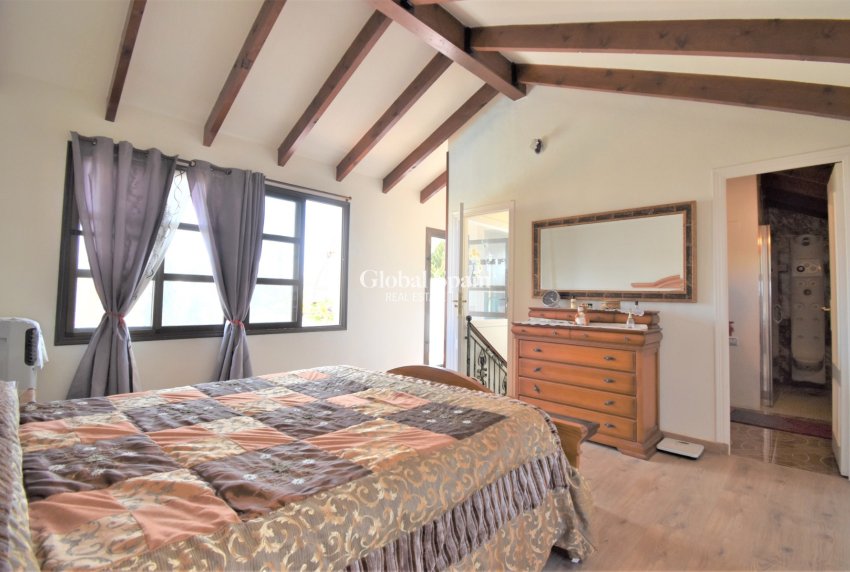 Wederverkoop - VILLA -
Orihuela Costa - Villamartin