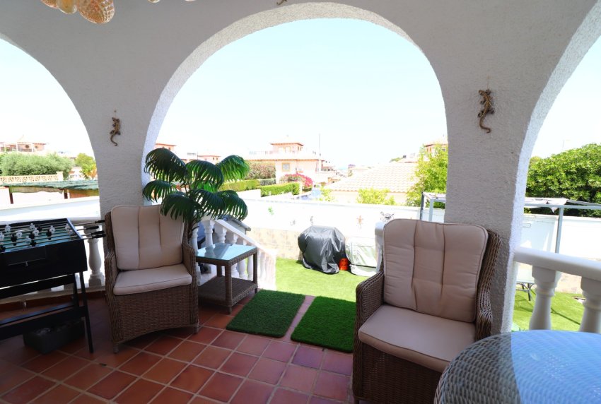 Wederverkoop - VILLA -
Orihuela Costa - Villamartin