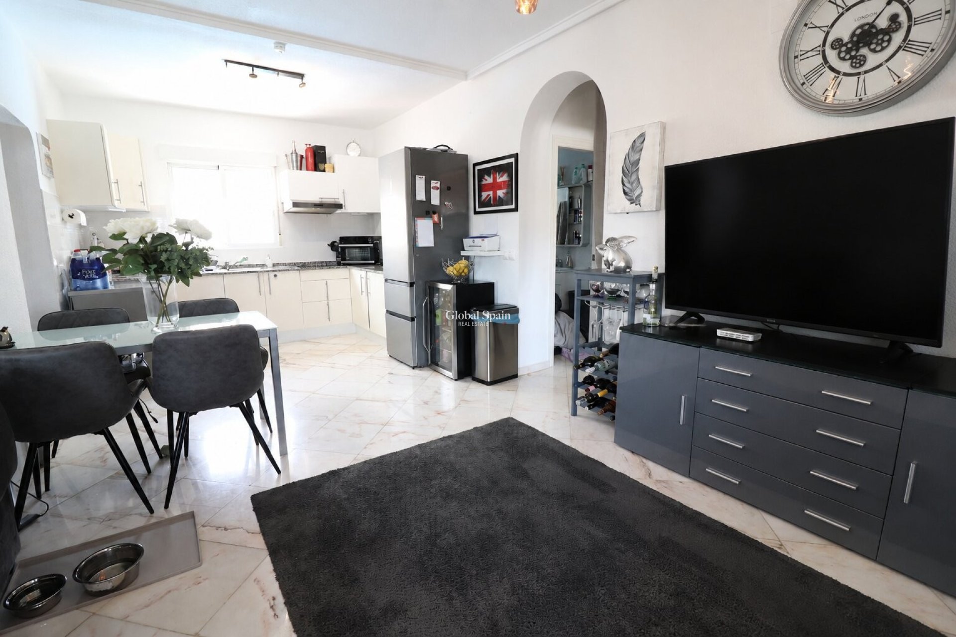 Wederverkoop - VILLA -
Orihuela Costa - Villamartin