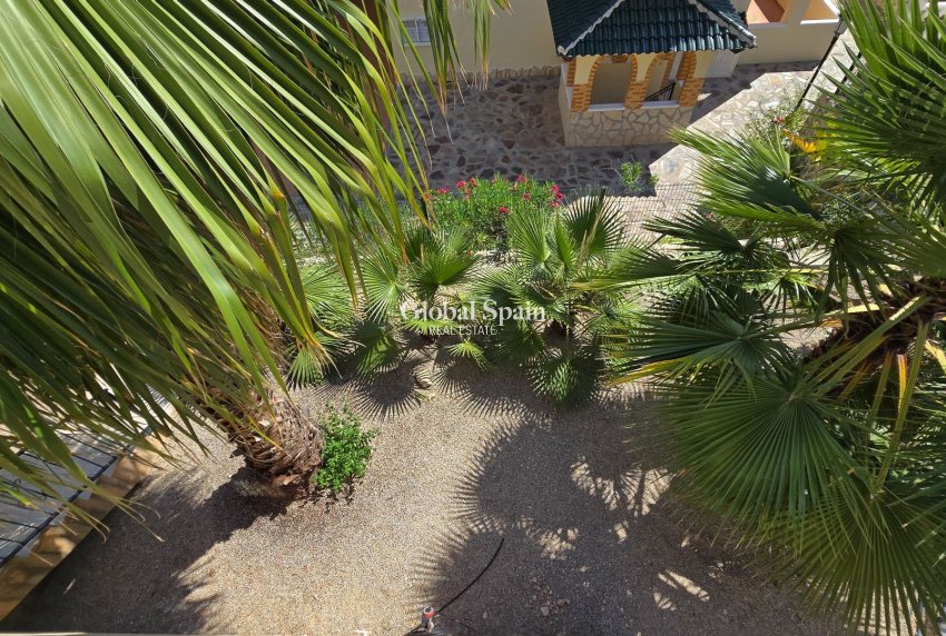 Wederverkoop - VILLA -
ORIHUELA - Inland