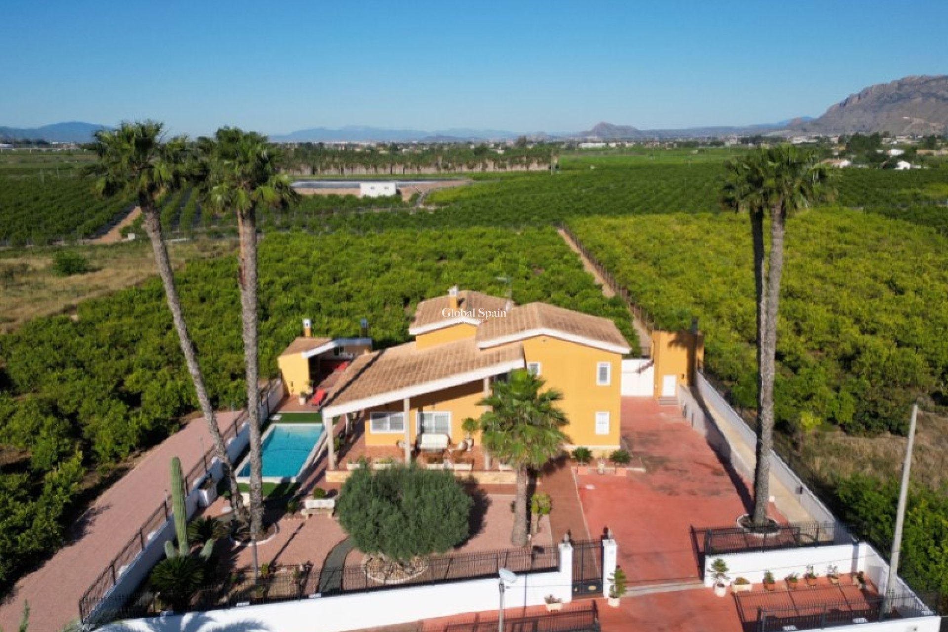 Wederverkoop - VILLA -
ORIHUELA - Inland