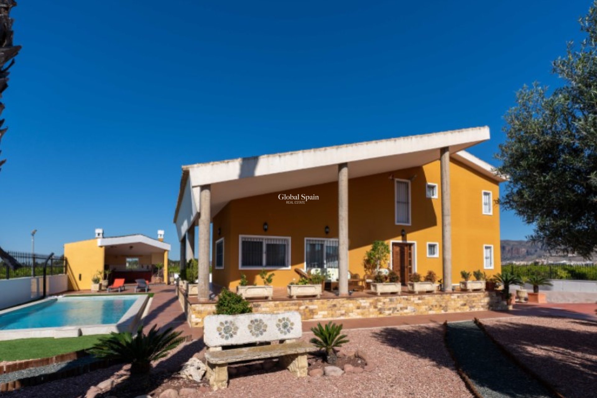 Wederverkoop - VILLA -
ORIHUELA - Inland