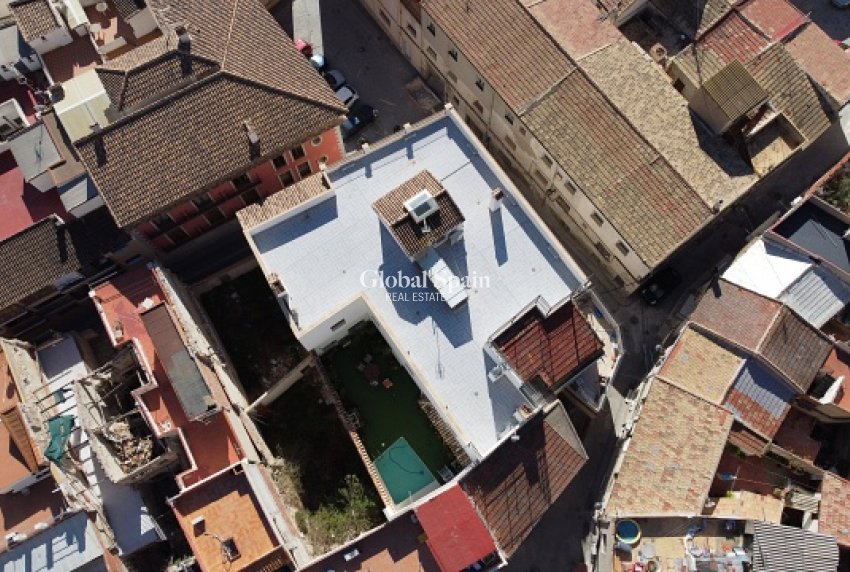 Wederverkoop - VILLA -
ORIHUELA - Inland