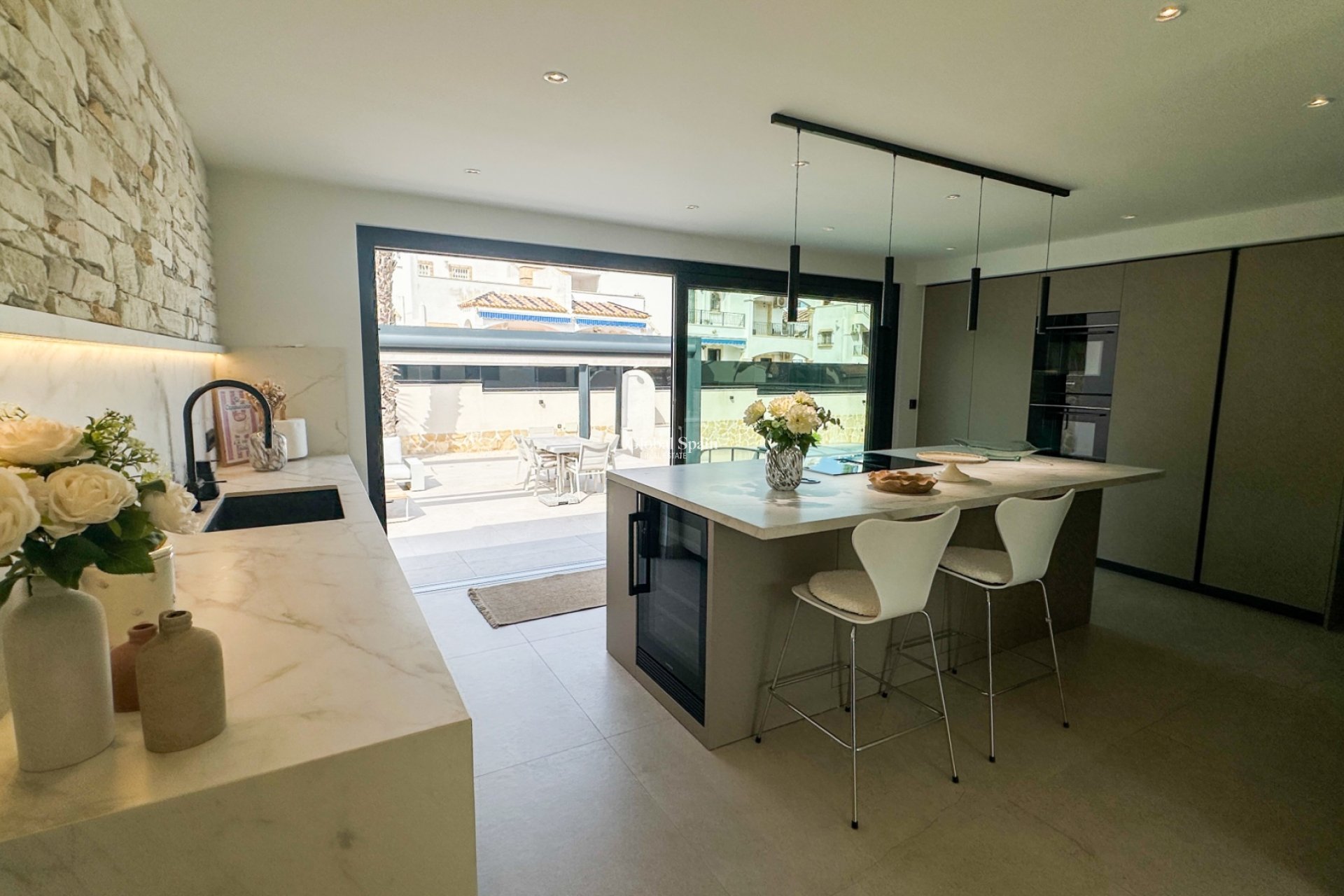 Wederverkoop - VILLA -
ORIHUELA - Inland