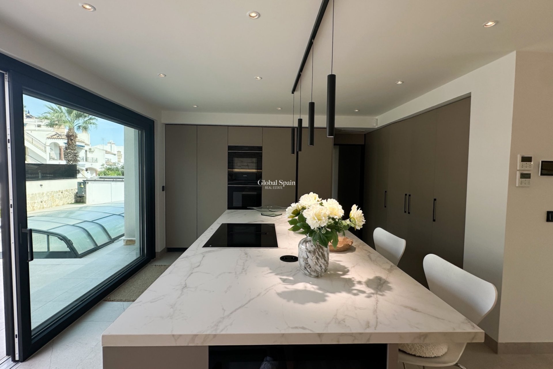 Wederverkoop - VILLA -
ORIHUELA - Inland
