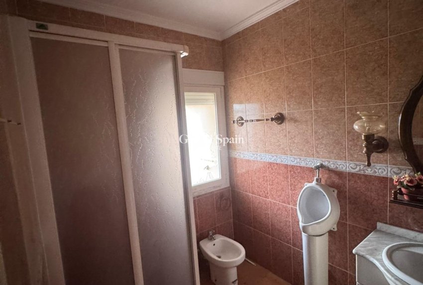 Wederverkoop - VILLA -
ORIHUELA - La Campaneta