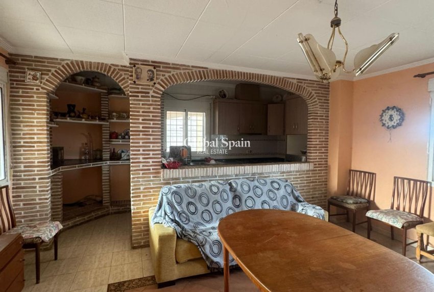 Wederverkoop - VILLA -
ORIHUELA - La Campaneta