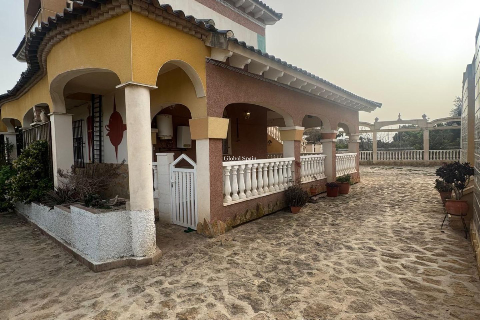 Wederverkoop - VILLA -
ORIHUELA - La Campaneta