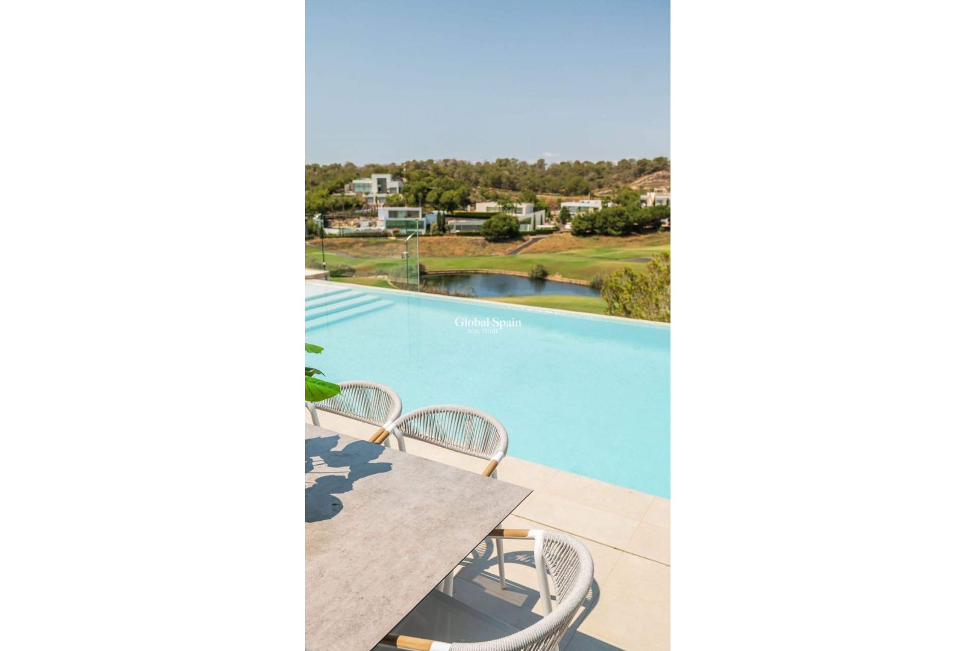 Wederverkoop - VILLA -
ORIHUELA - LAS COLINAS GOLF RESORT