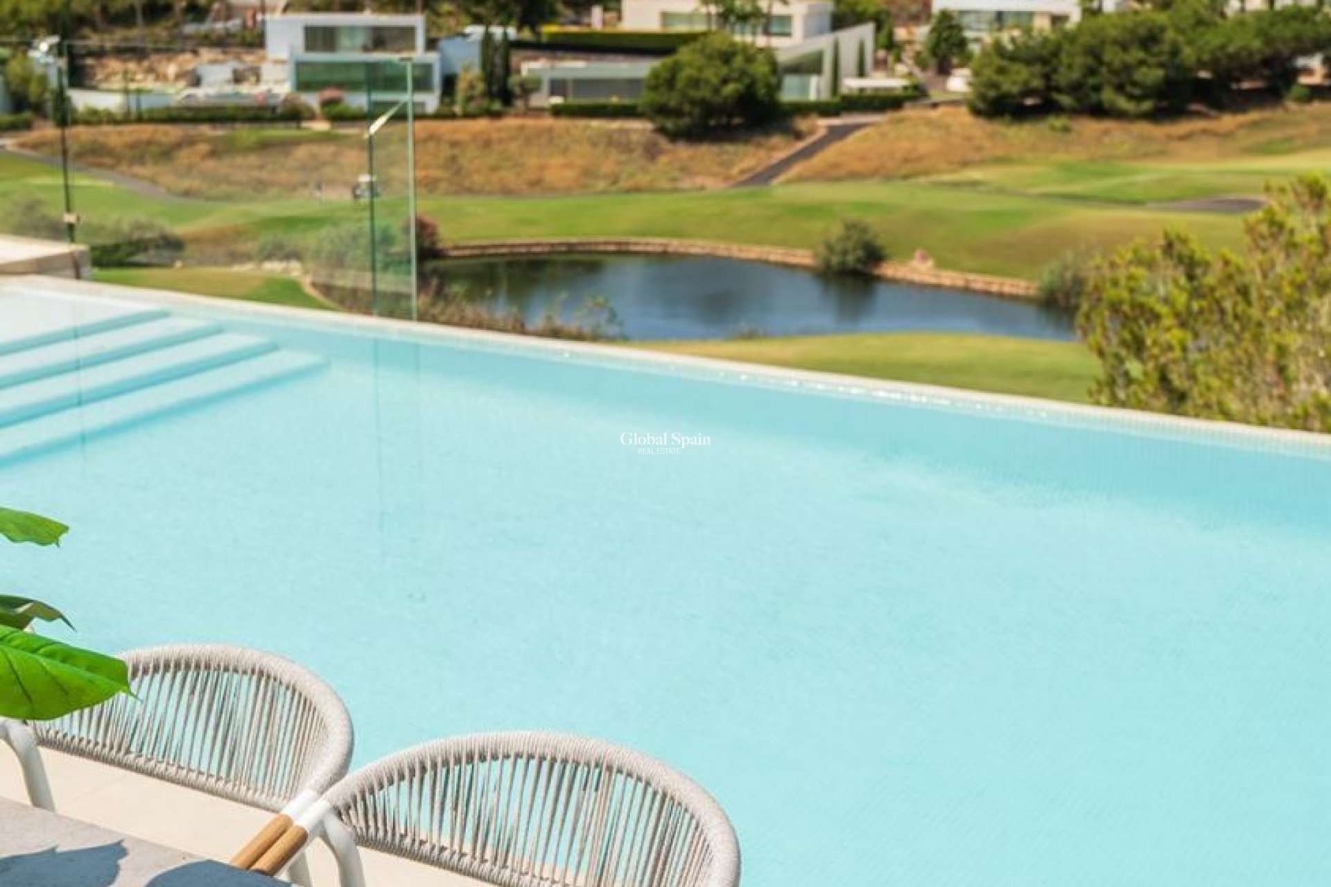 Wederverkoop - VILLA -
ORIHUELA - LAS COLINAS GOLF RESORT