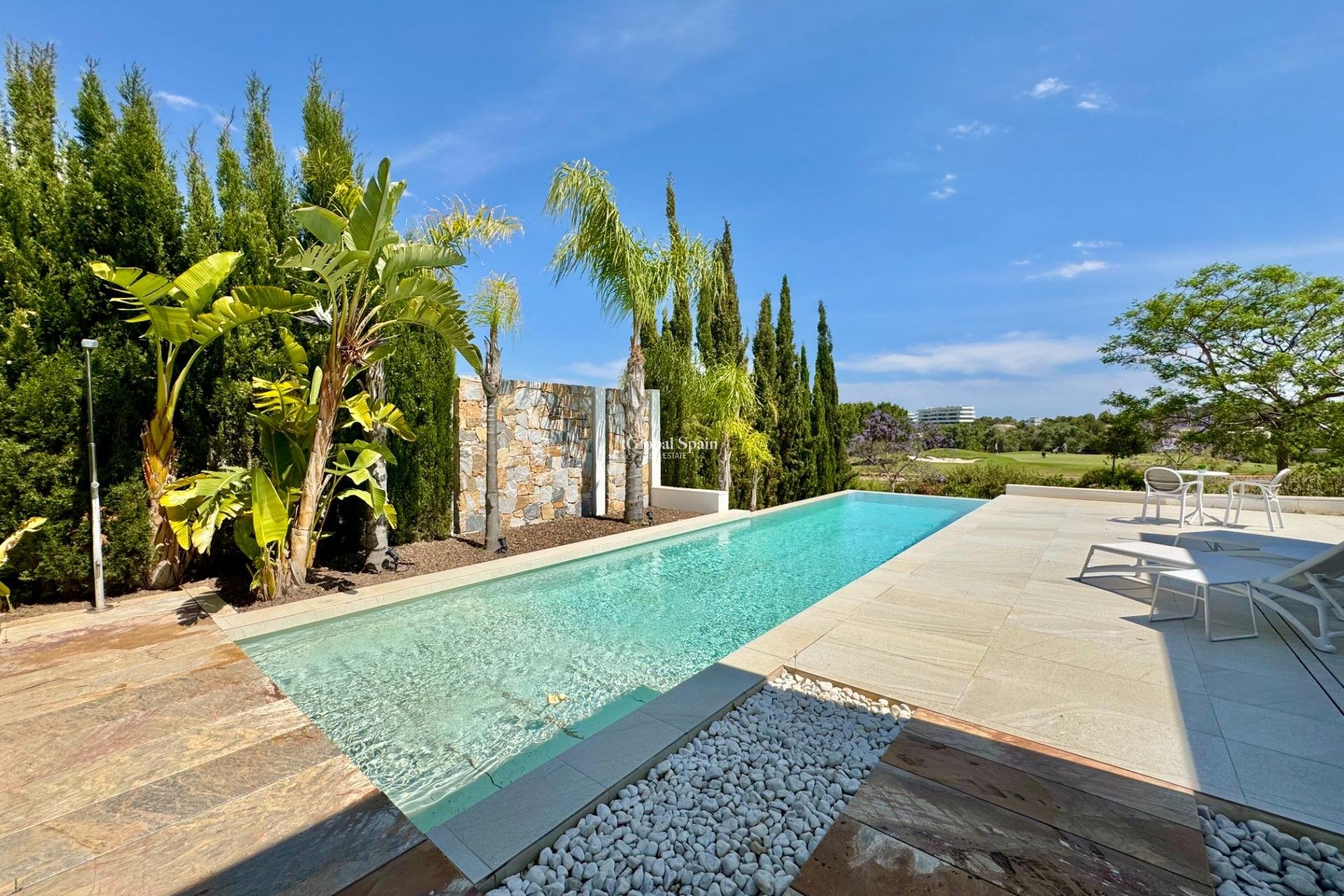 Wederverkoop - VILLA -
ORIHUELA - LAS COLINAS GOLF RESORT