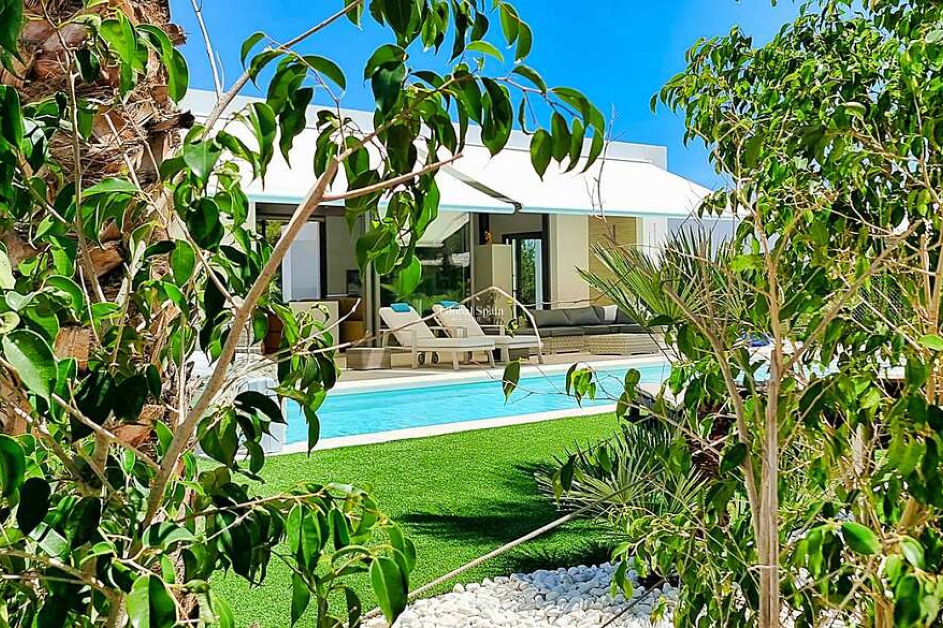 Wederverkoop - VILLA -
ORIHUELA - LAS COLINAS GOLF RESORT