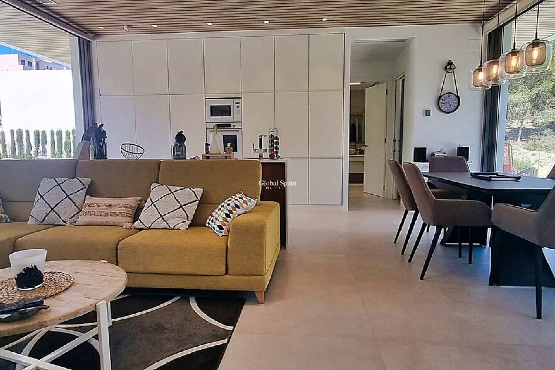 Wederverkoop - VILLA -
ORIHUELA - LAS COLINAS GOLF RESORT