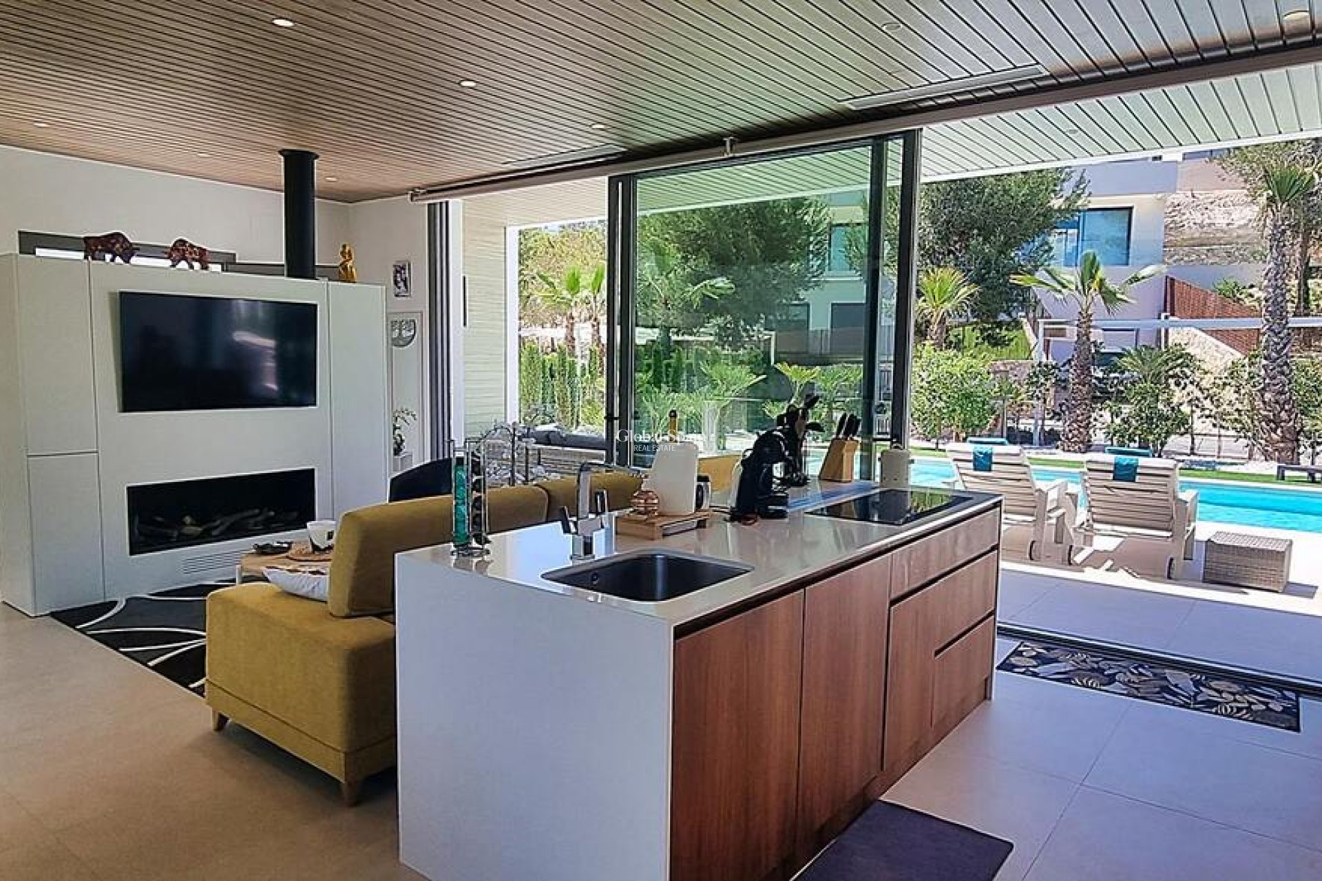 Wederverkoop - VILLA -
ORIHUELA - LAS COLINAS GOLF RESORT