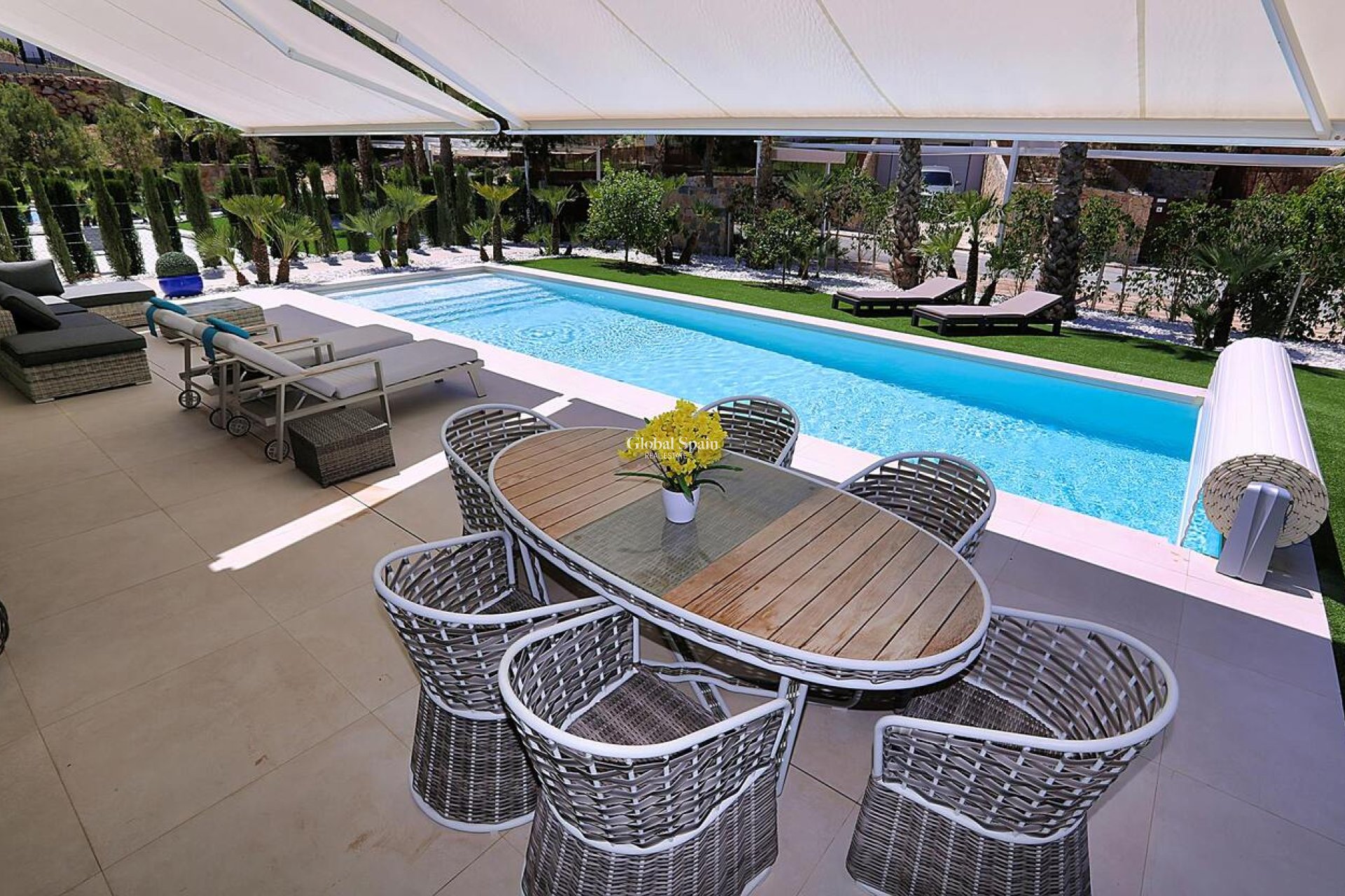 Wederverkoop - VILLA -
ORIHUELA - LAS COLINAS GOLF RESORT