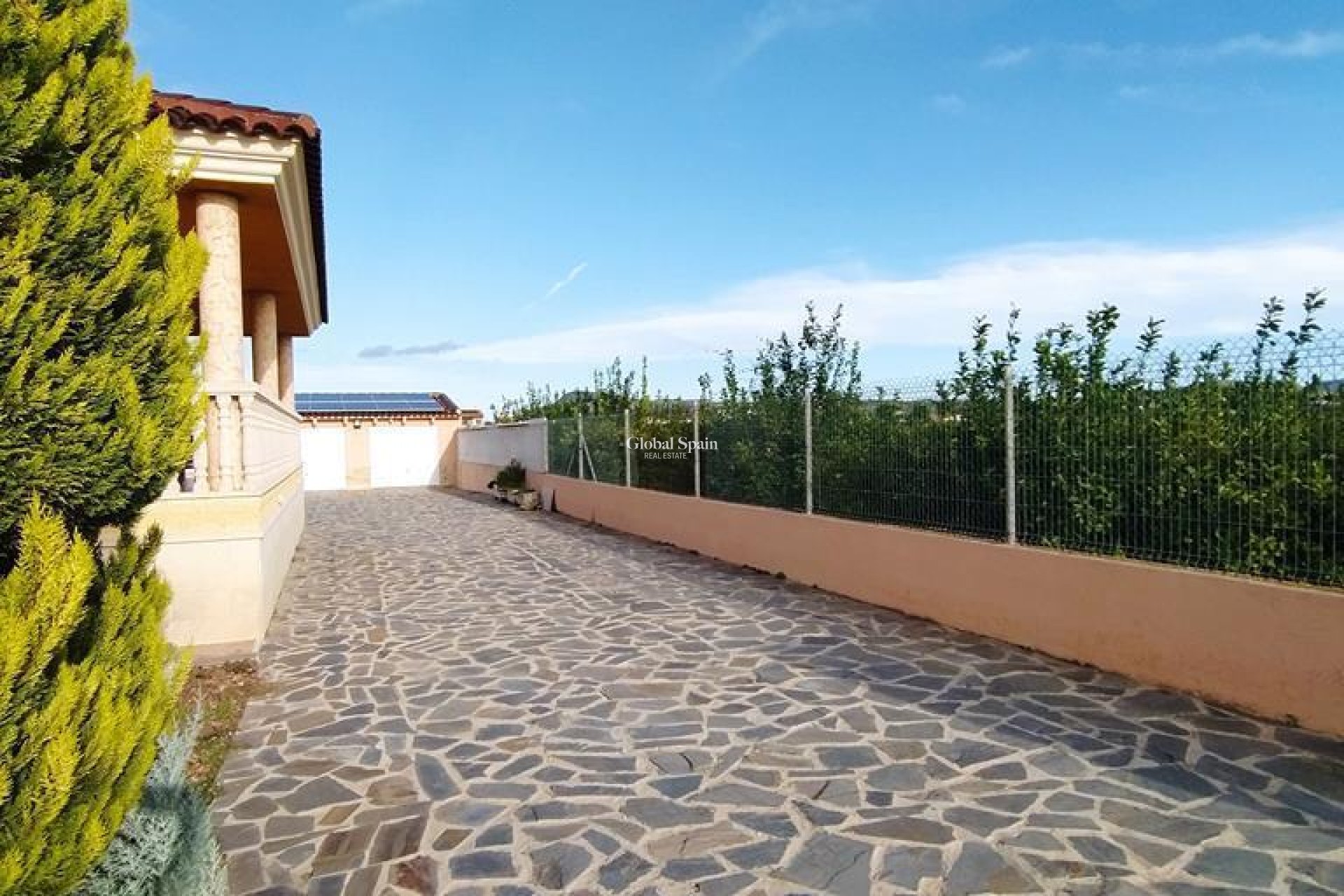 Wederverkoop - VILLA -
ORIHUELA - LOS DESEMPARADOS