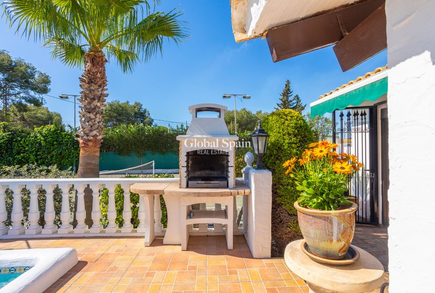 Wederverkoop - VILLA -
ORIHUELA - Orihuela Costa