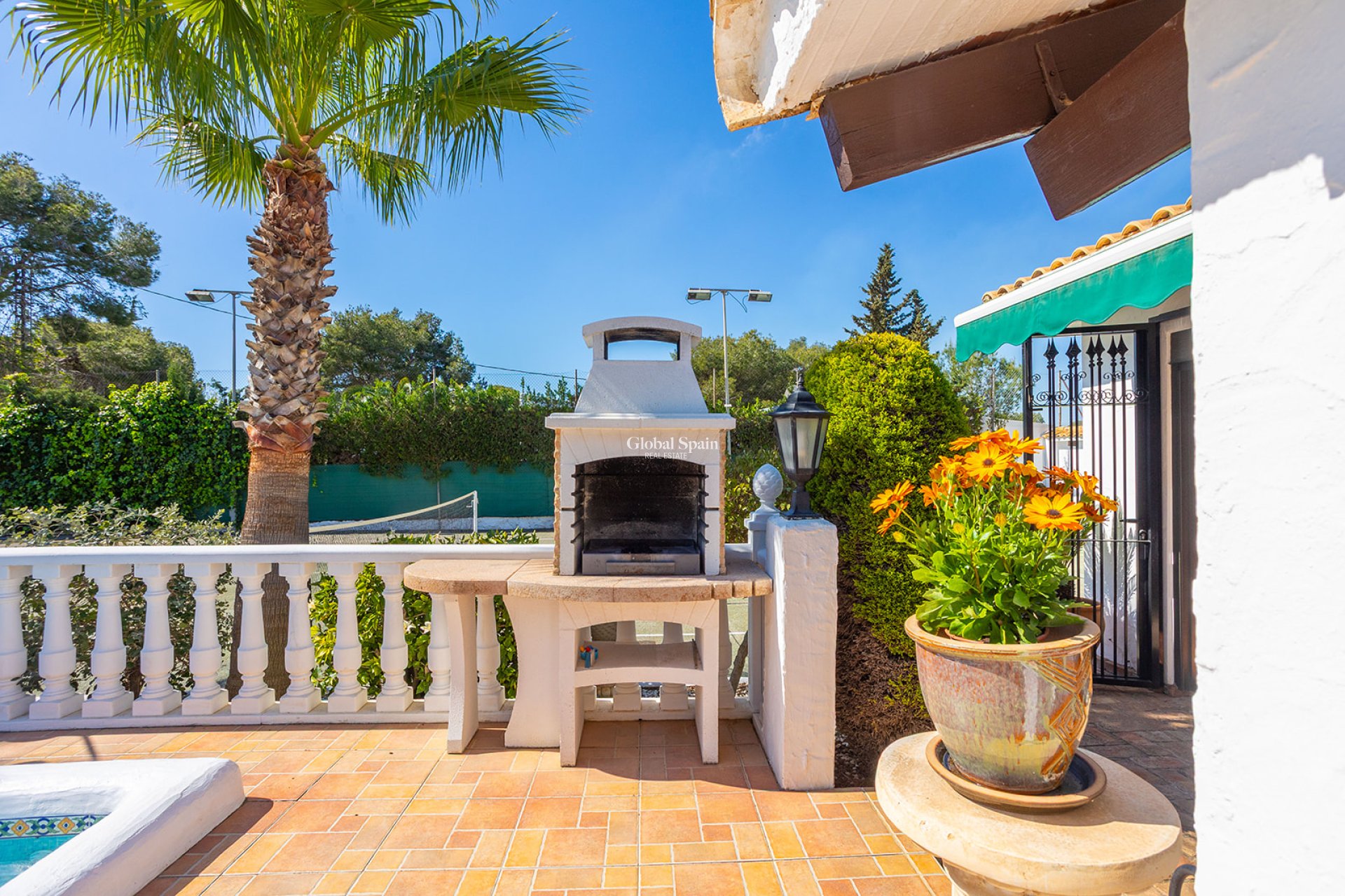 Wederverkoop - VILLA -
ORIHUELA - Orihuela Costa