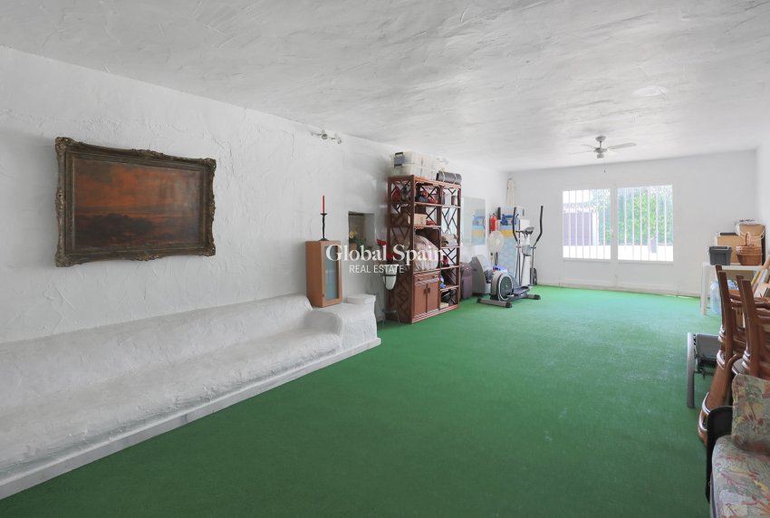 Wederverkoop - VILLA -
ORIHUELA - Orihuela Costa