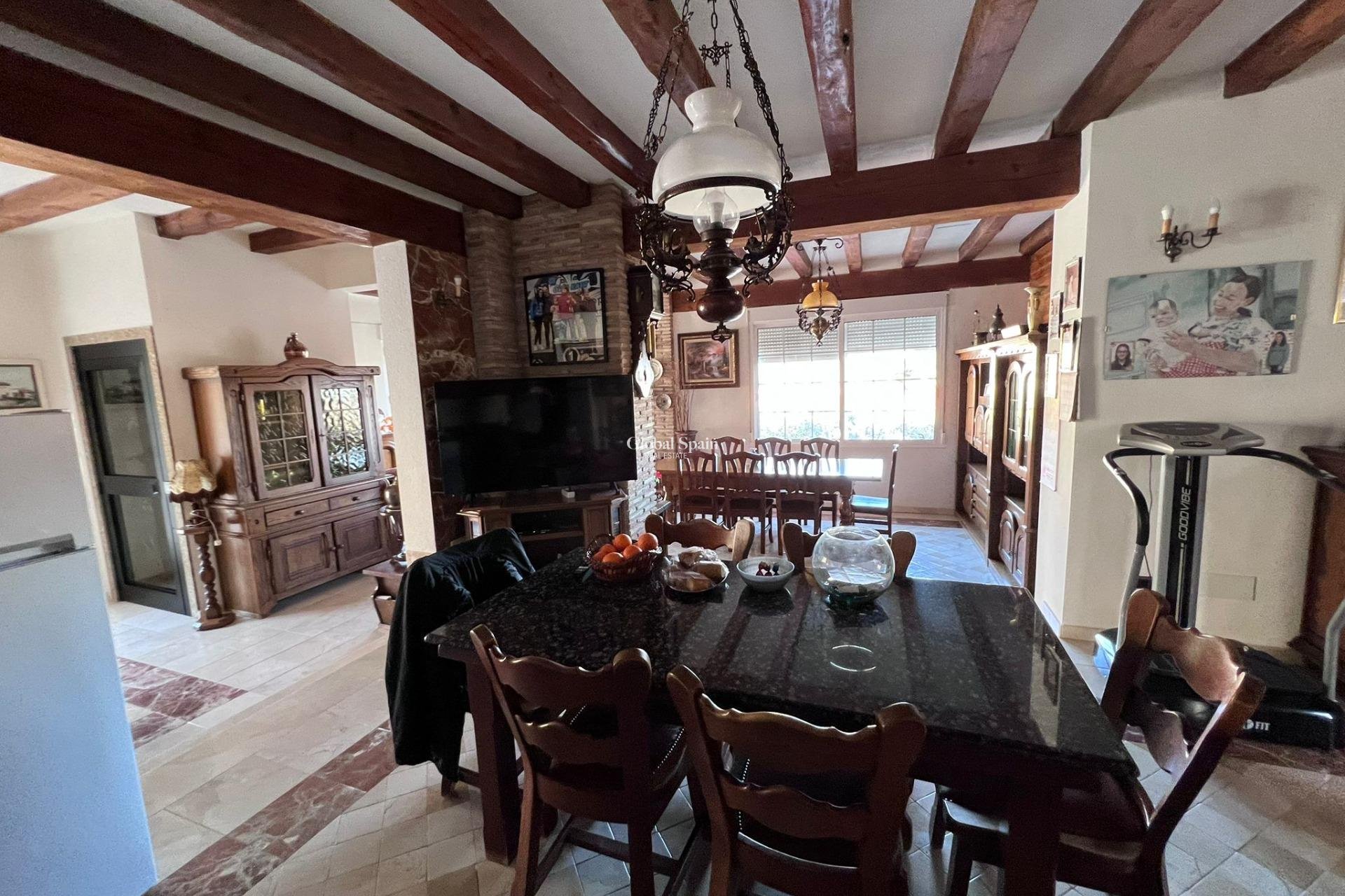 Wederverkoop - VILLA -
ORIHUELA - Raiguero De Bonanza