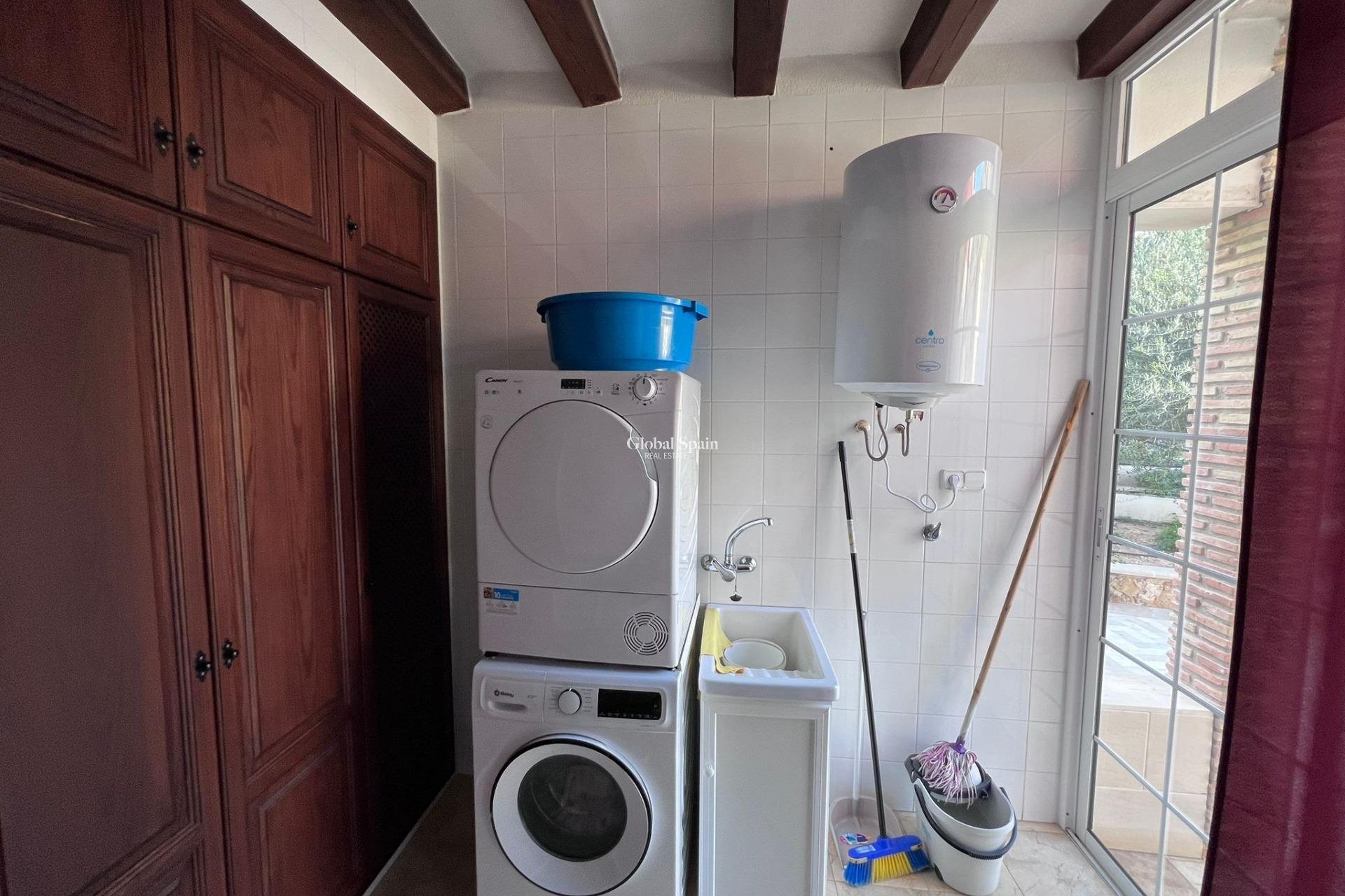 Wederverkoop - VILLA -
ORIHUELA - Raiguero De Bonanza