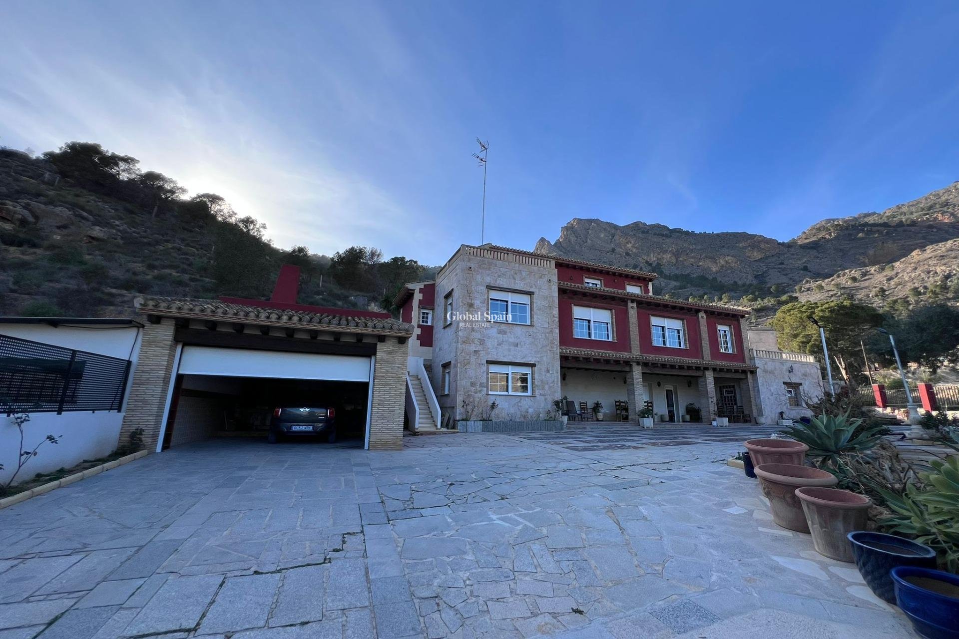 Wederverkoop - VILLA -
ORIHUELA - Raiguero De Bonanza