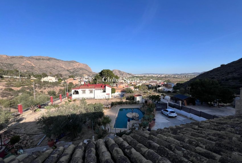 Wederverkoop - VILLA -
ORIHUELA - Raiguero De Bonanza