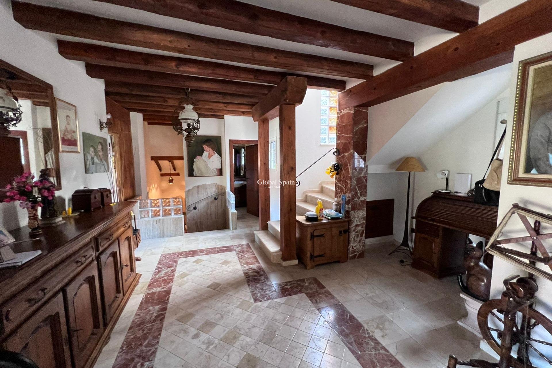Wederverkoop - VILLA -
ORIHUELA - Raiguero De Bonanza