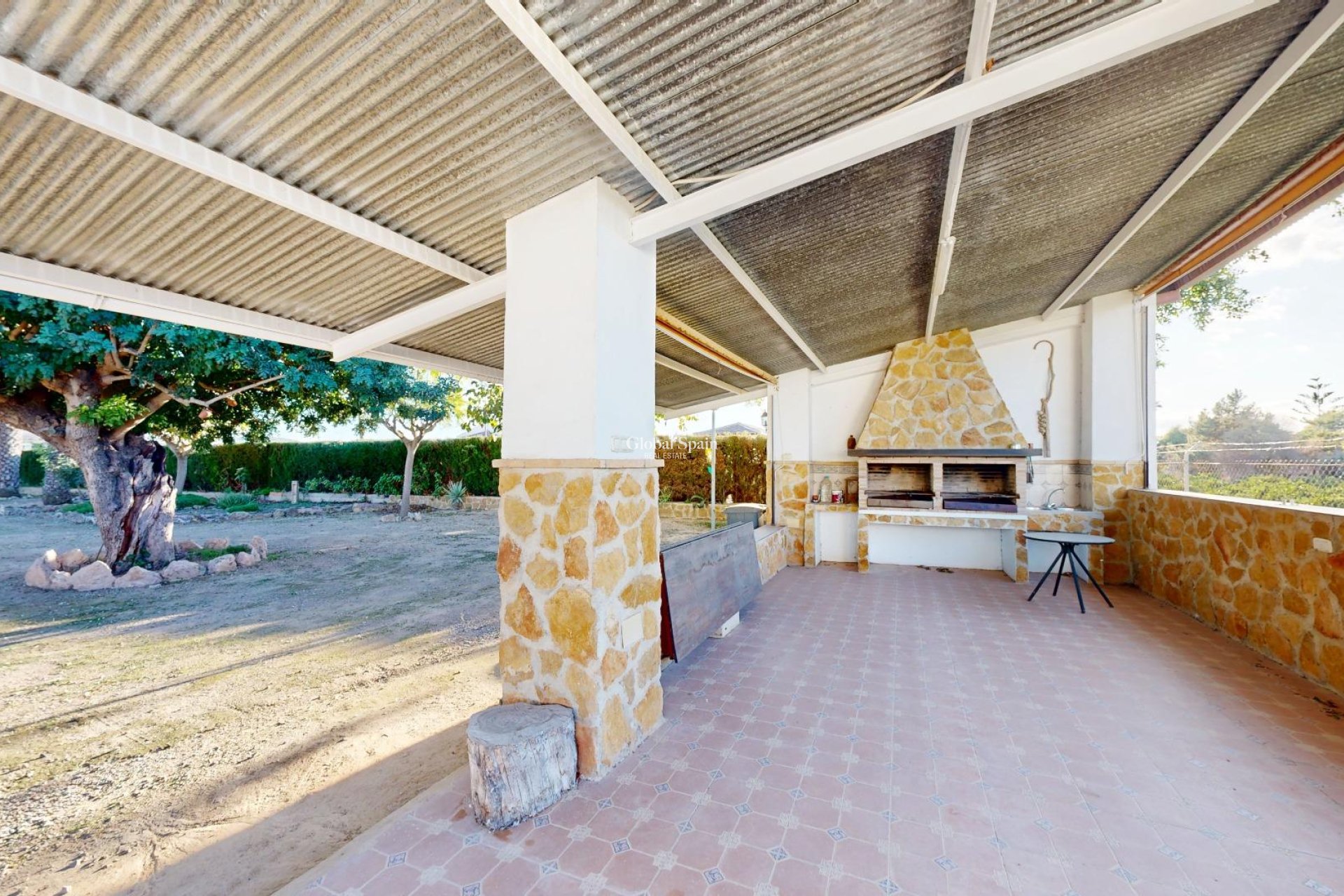 Wederverkoop - VILLA -
ORIHUELA