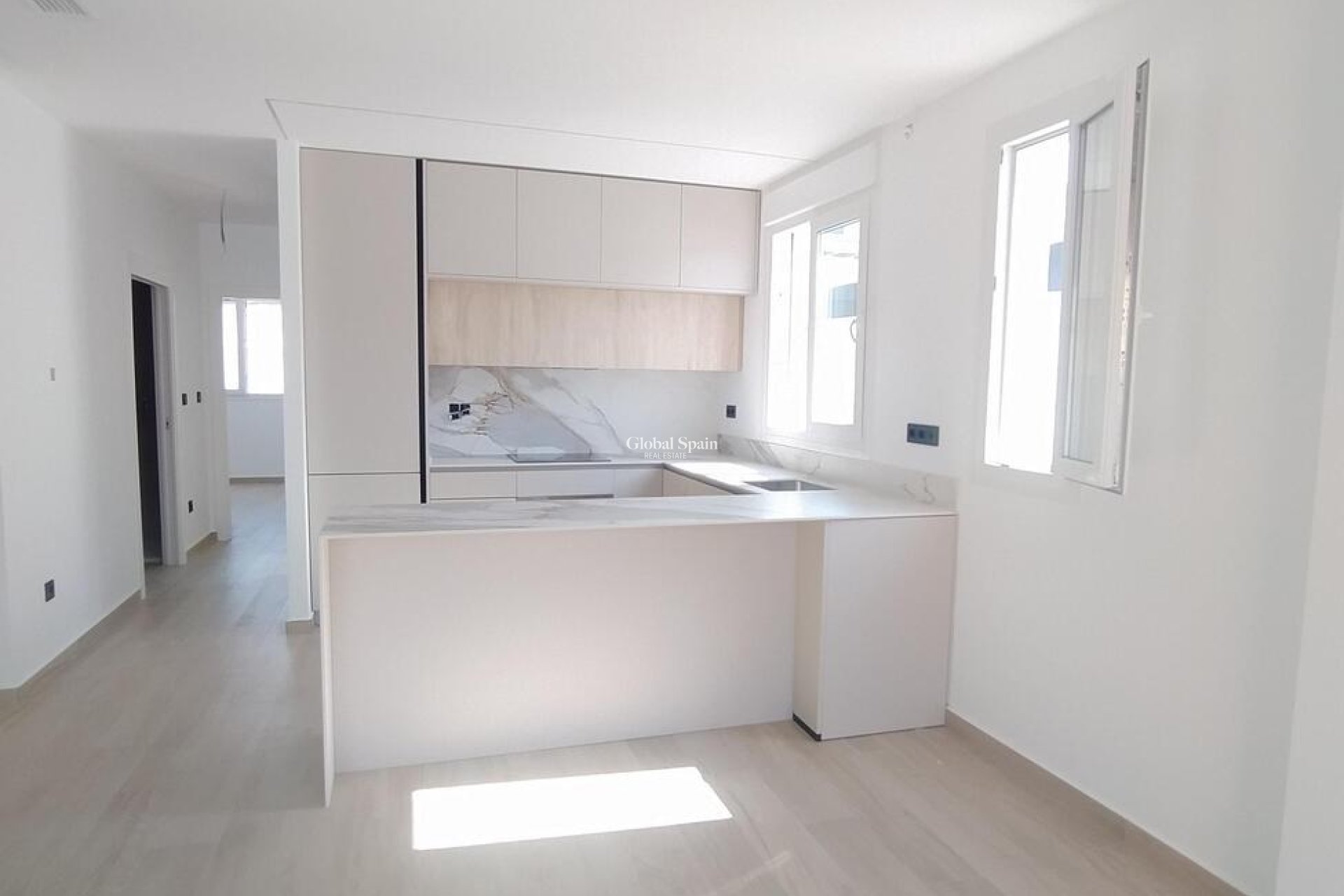 Wederverkoop - Villa Penthouse -
TORREVIEJA - Aguas Nuevas