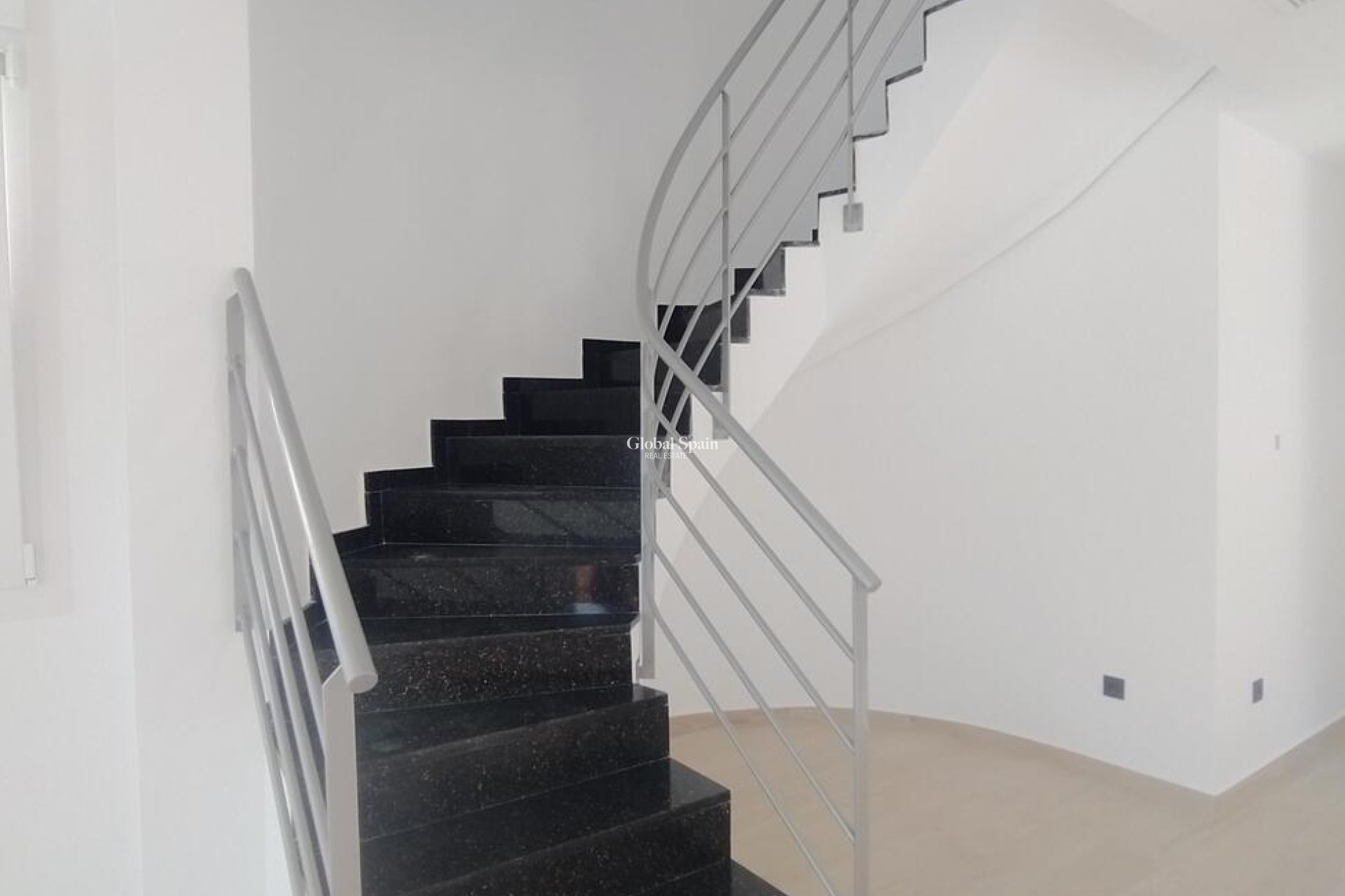 Wederverkoop - Villa Penthouse -
TORREVIEJA - Aguas Nuevas