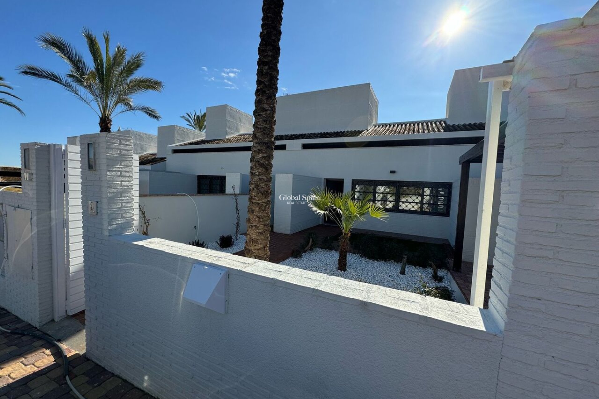 Wederverkoop - VILLA -
PERALEJA GOLF - Inland