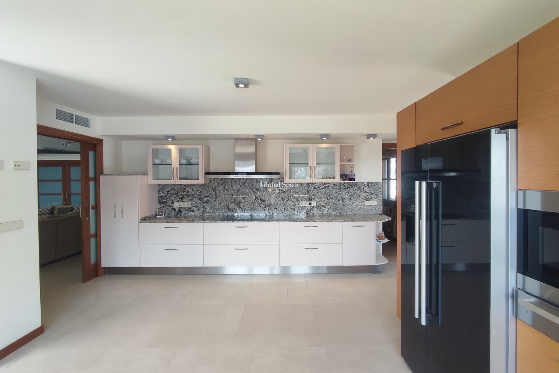 Wederverkoop - VILLA -
PERALEJA GOLF - Inland