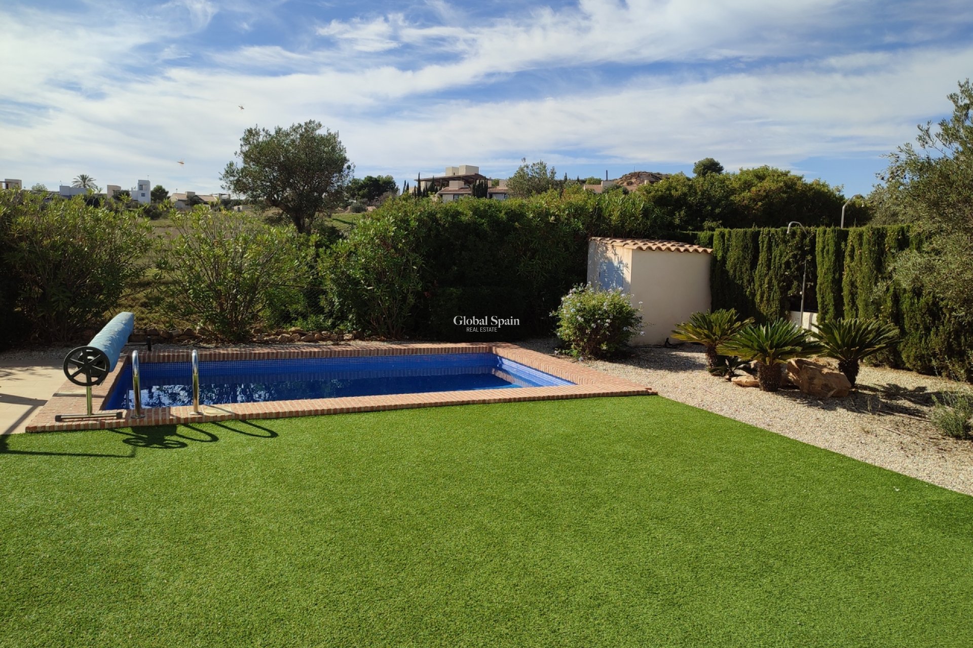 Wederverkoop - VILLA -
PERALEJA GOLF - Inland