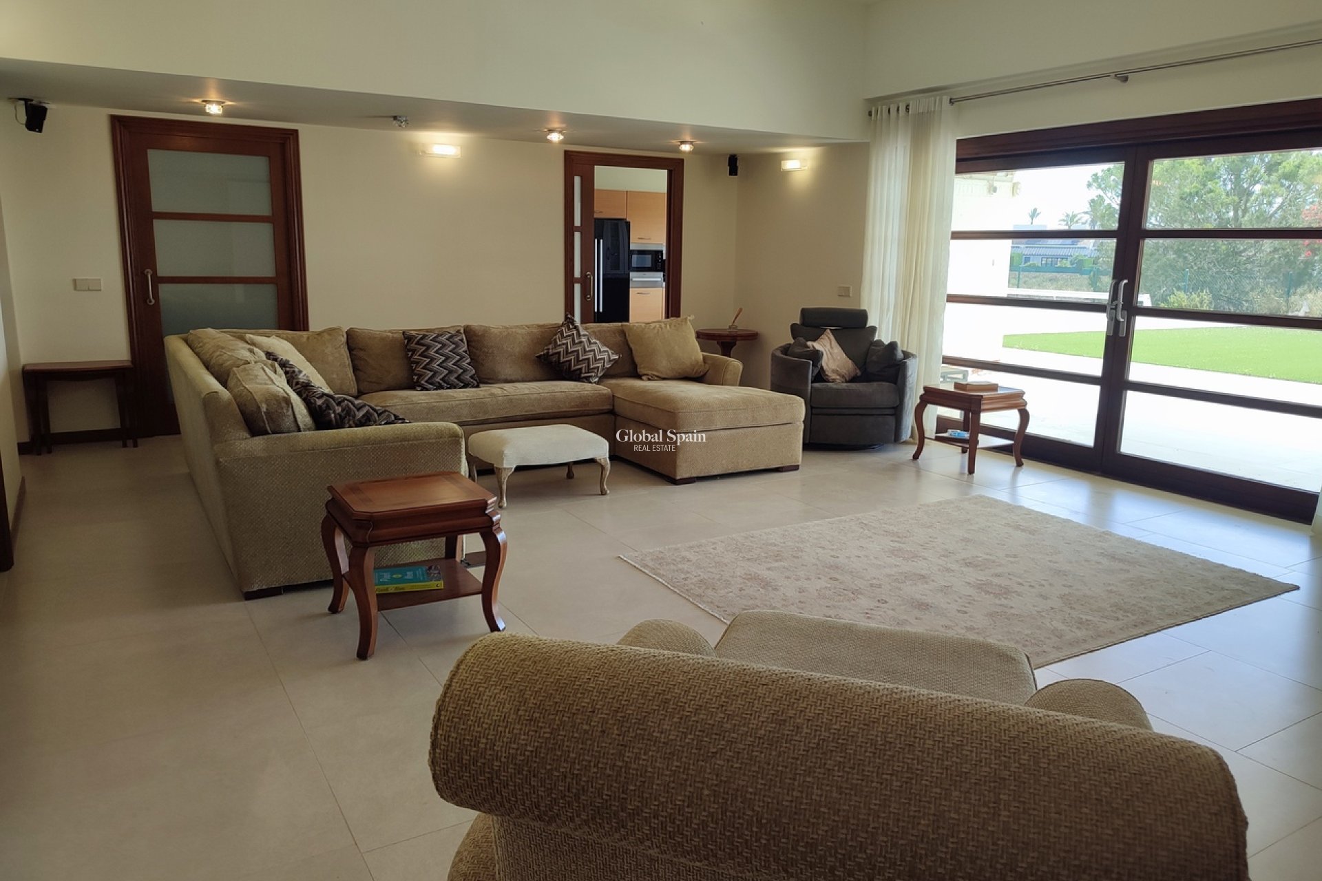 Wederverkoop - VILLA -
PERALEJA GOLF - Inland