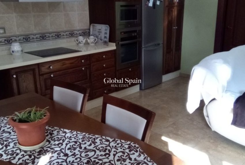 Wederverkoop - VILLA -
PILAR DE LA HORADADA - Costa Blanca