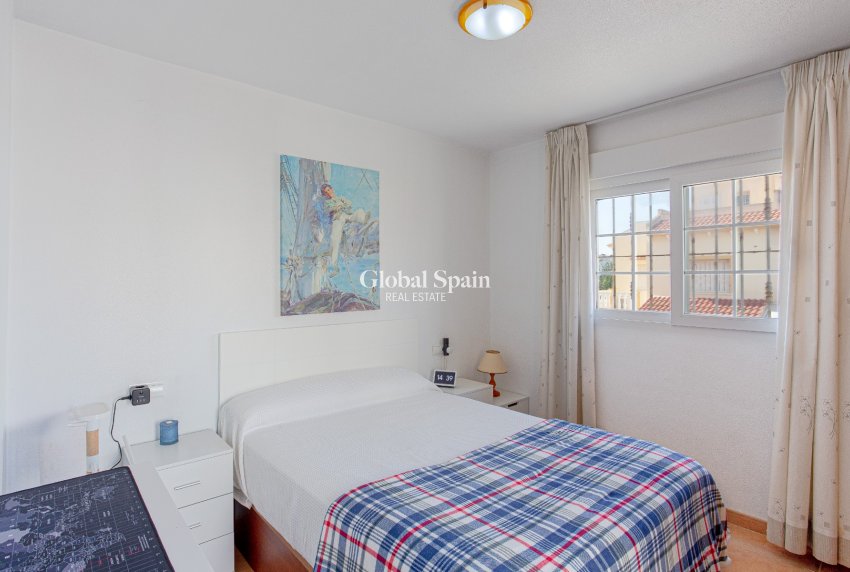 Wederverkoop - VILLA -
PILAR DE LA HORADADA - Costa Blanca