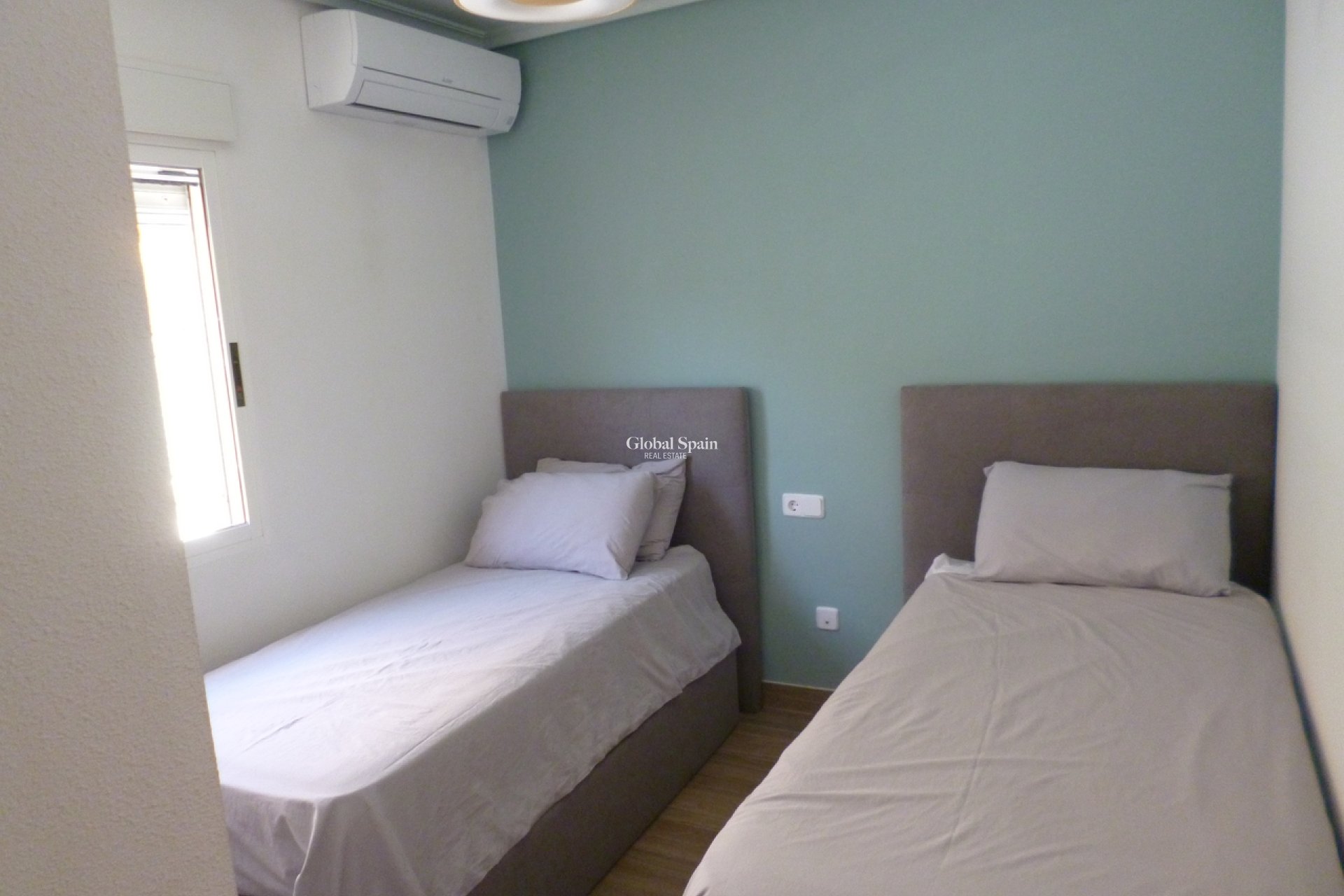 Wederverkoop - VILLA -
PILAR DE LA HORADADA - Costa Blanca