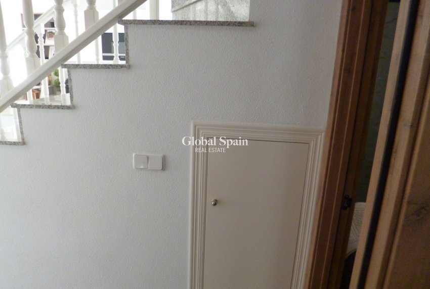 Wederverkoop - VILLA -
PILAR DE LA HORADADA - Costa Blanca