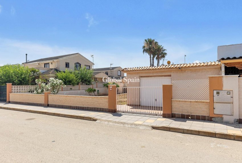 Wederverkoop - Villa -
PILAR DE LA HORADADA - La Torre de la Horadada