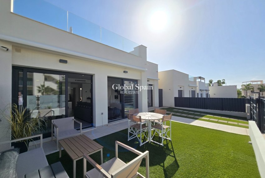 Wederverkoop - Villa -
PILAR DE LA HORADADA - Lo Romero Golf