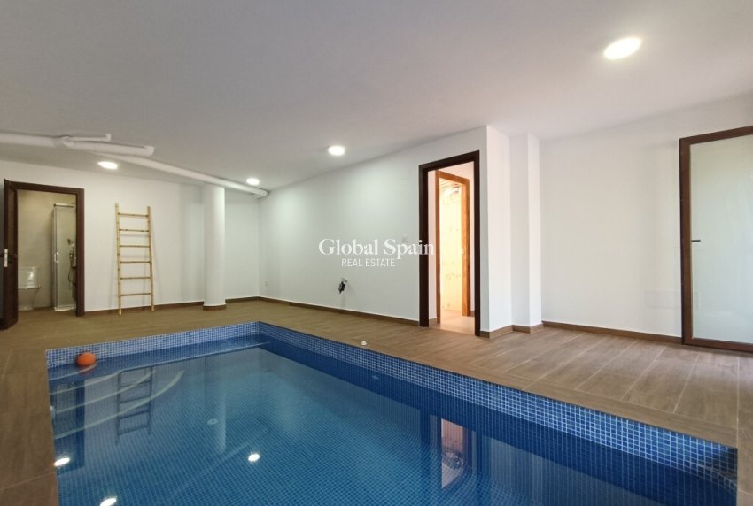Wederverkoop - VILLA -
PILAR DE LA HORADADA - Pinar de Campoverde