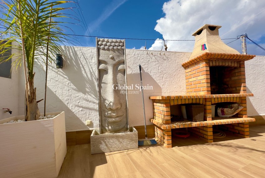 Wederverkoop - VILLA -
PILAR DE LA HORADADA - Torre de la Horadada