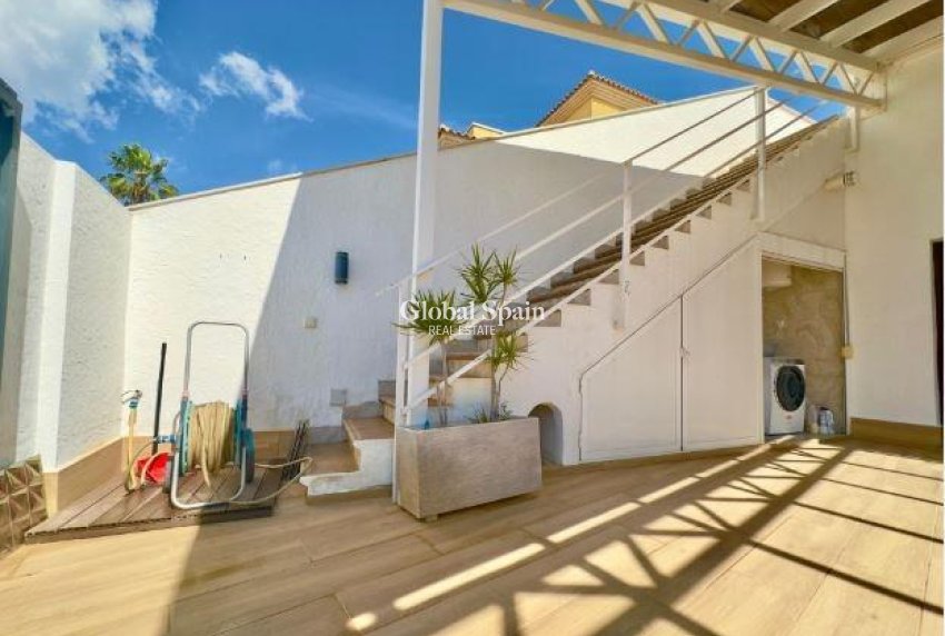 Wederverkoop - VILLA -
PILAR DE LA HORADADA - Torre de la Horadada