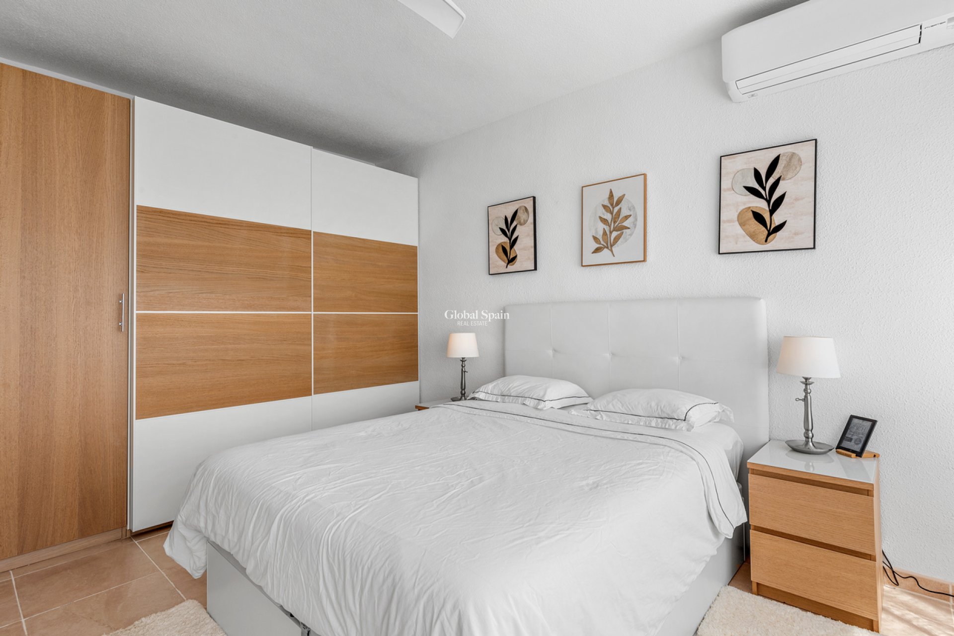 Wederverkoop - VILLA -
PINAR DE CAMPOVERDE - Costa Blanca