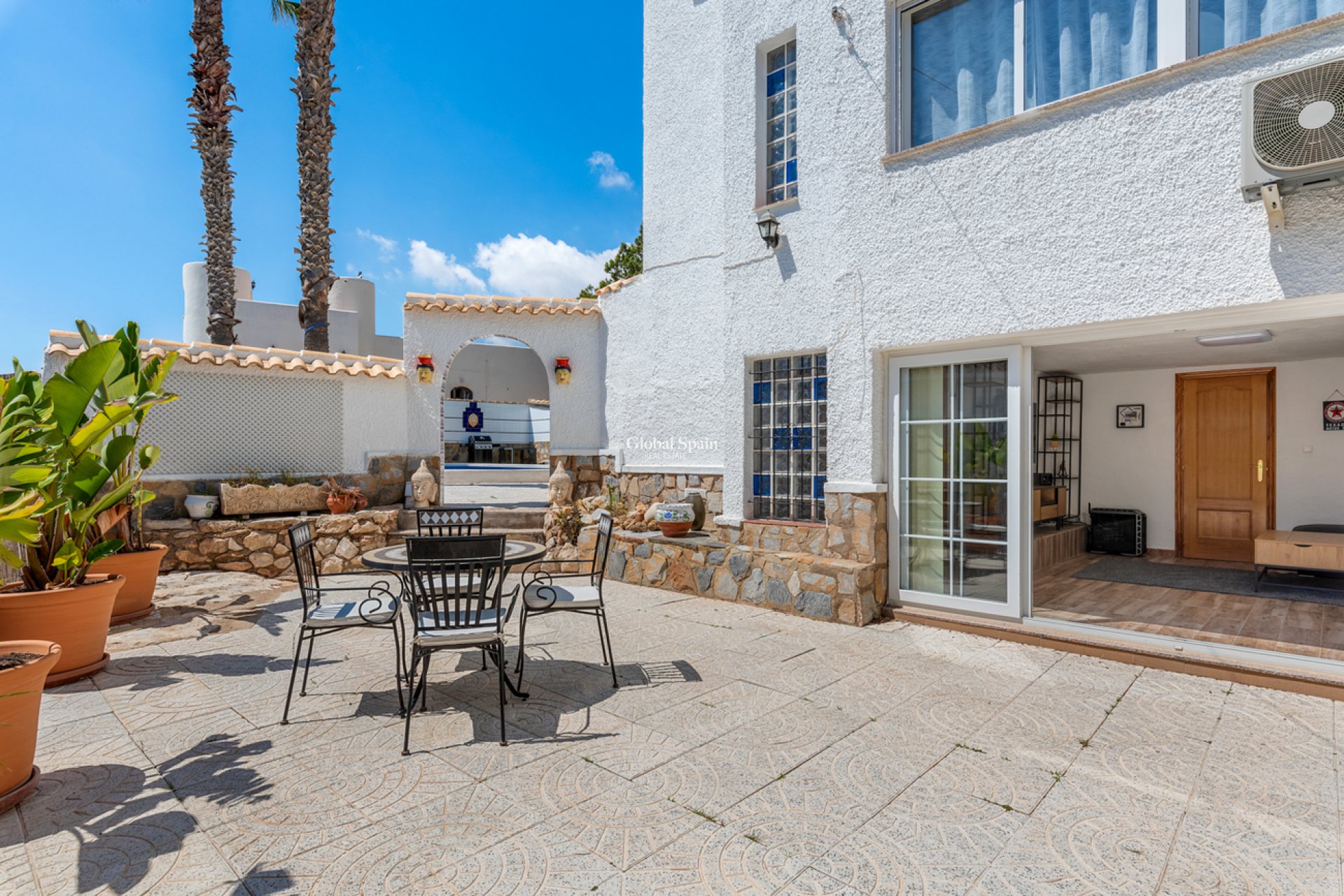 Wederverkoop - VILLA -
PINAR DE CAMPOVERDE - Costa Blanca