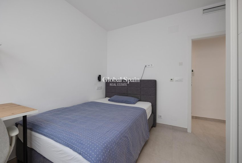 Wederverkoop - VILLA -
PINAR DE CAMPOVERDE - Inland