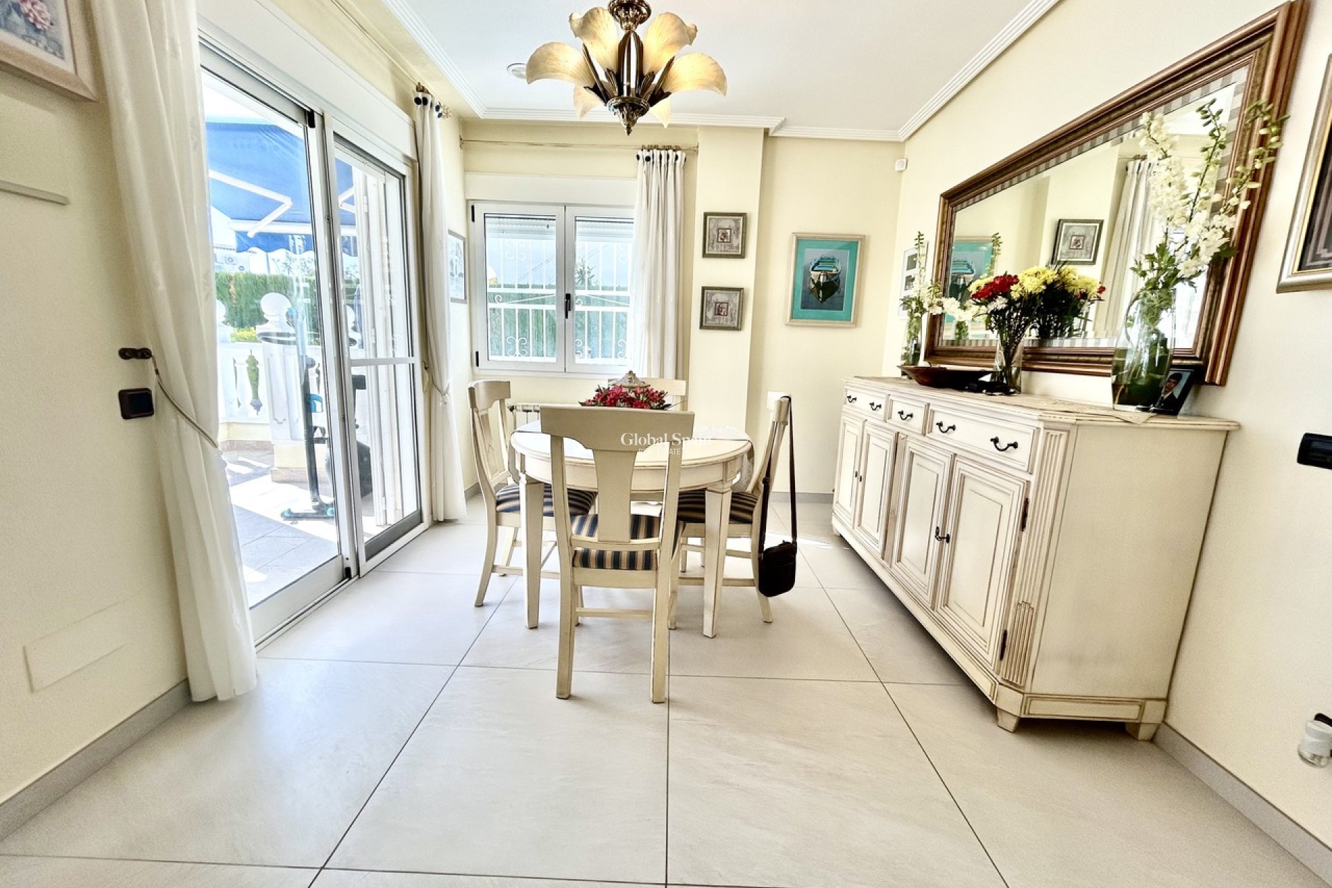 Wederverkoop - VILLA -
PINAR DE CAMPOVERDE - Inland